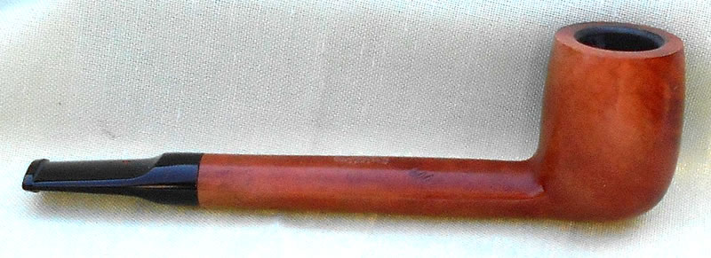 Lorenzo Canadian shape Spot-carved pipe